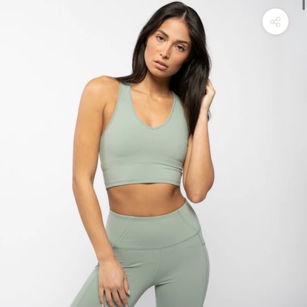 NWT V NECK BRA size S